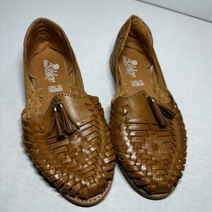 Stylish Genuine Leather Brown Woven Loafers size 7